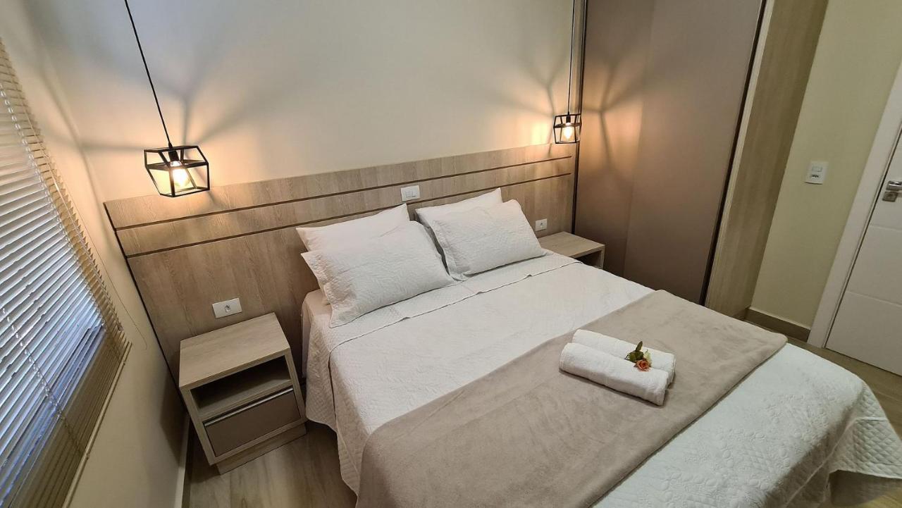 Novissima E Linda Casa Com Piscina Na Regiao De Foz Casa de férias